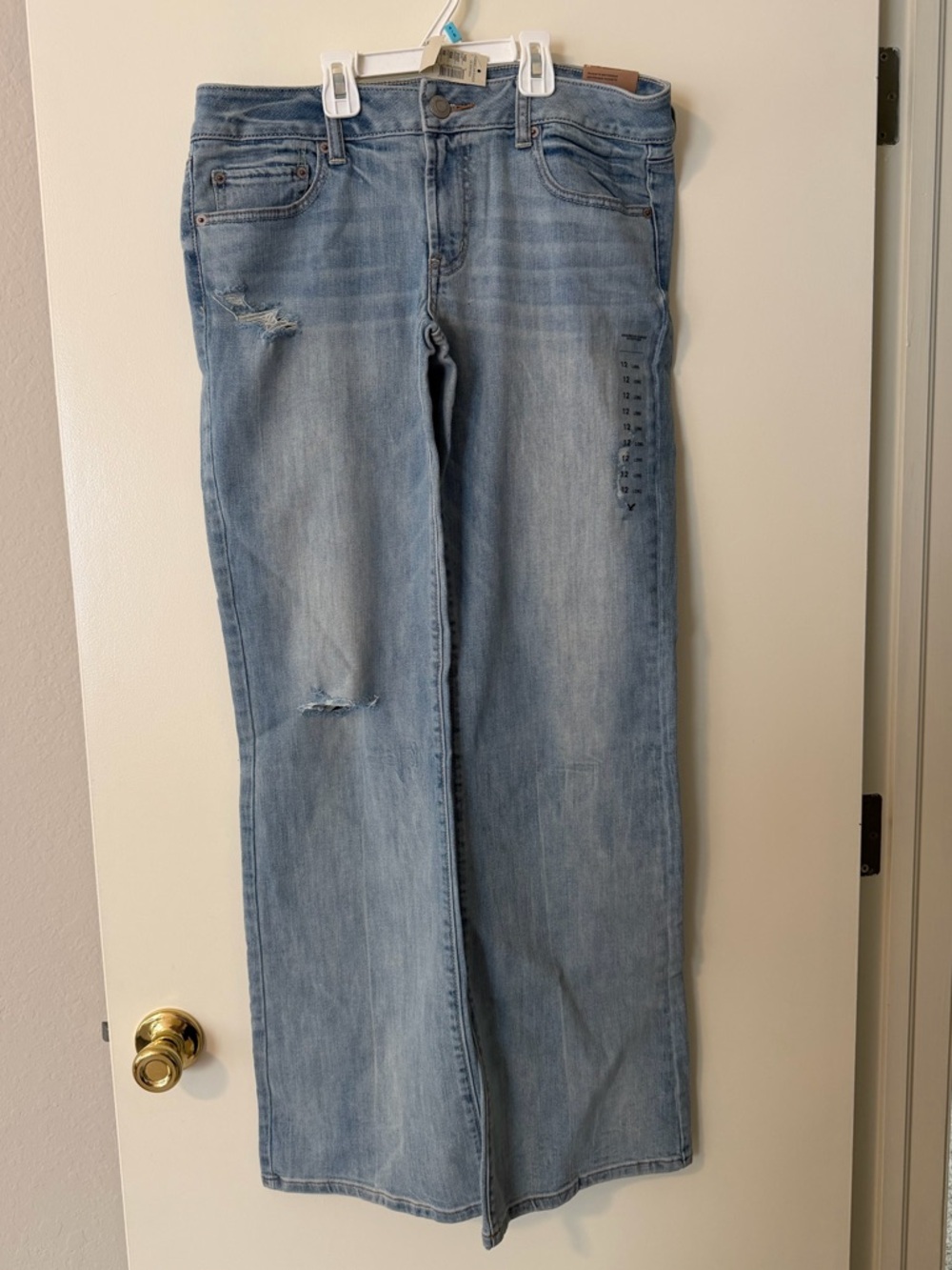 American Eagle Outfitters Light Wash Wide-Leg Jeans